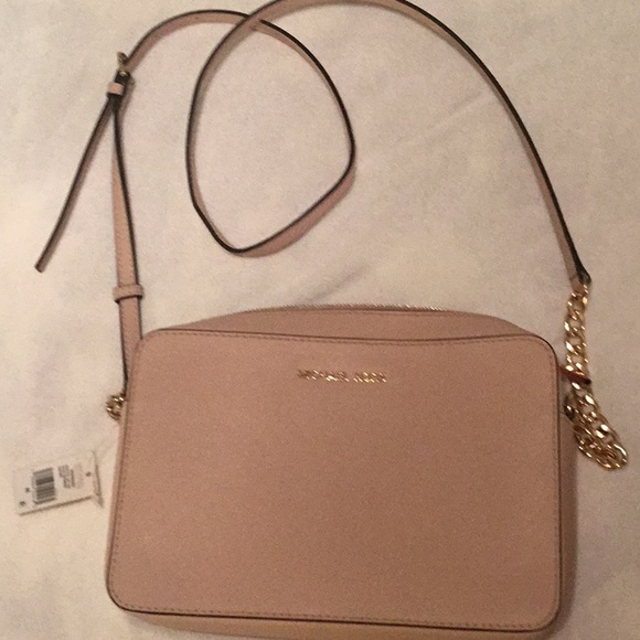 NEW MICHAEL KORS BAG - Picture 14 of 14